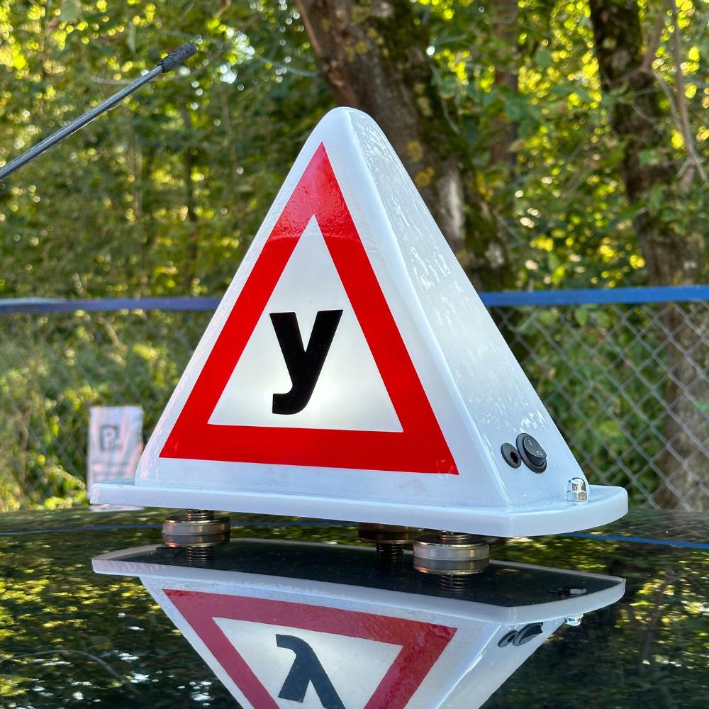 Опознавательный знак (Учебное ТС) двухсторонний на 3-х магнитах (аккумулятор)